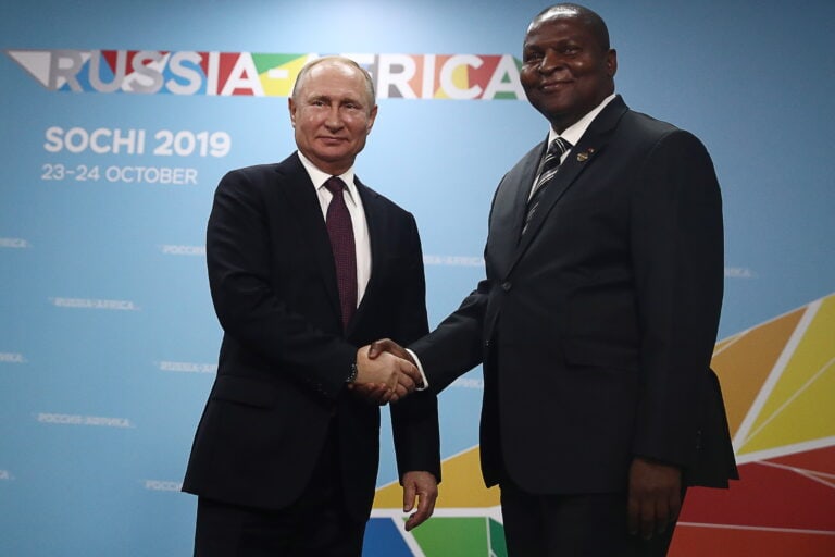 Toudéra and Putin shake hands at Sochi 2019 Russia-Africa summit