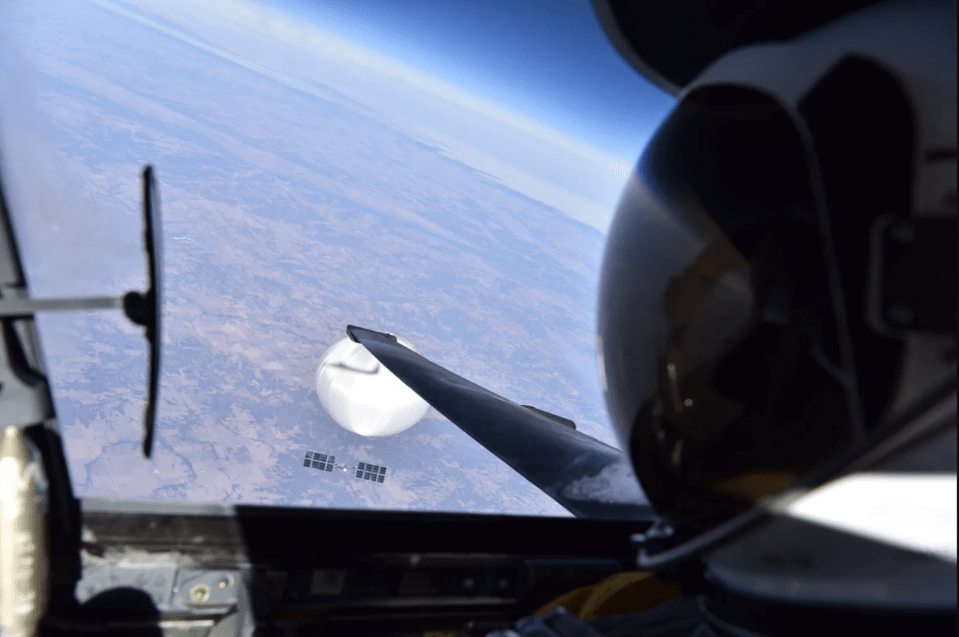 A U2 pilot taking a selfie above the PRC's spy balloon
