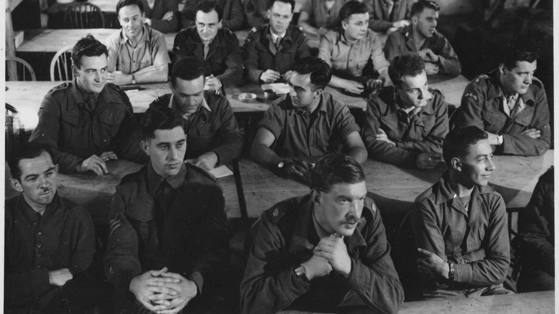 Soe Commandos Special Operations Executive: Churchill's Secret Army