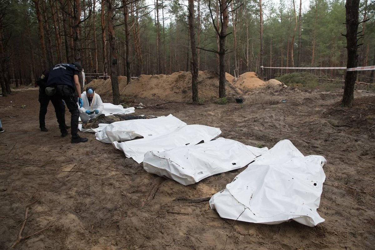 Bodies are exhumed near Izyum. Russian troops executed Ukrainian civilians in the region. The exact number of causalities is not yet known in Russian occupied Ukraine.